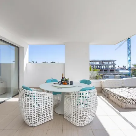 Fresh 2 Bedroom Apt Olas By Beach! Rdr286 Apartment *