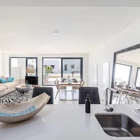 Fresh 2 Bedroom Apt Olas By Beach! Rdr286 * Estepona