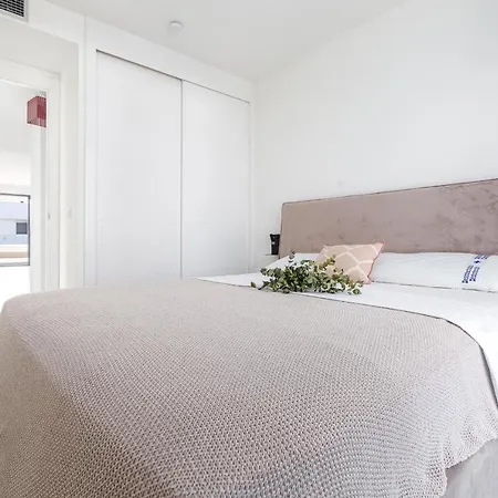 Apartment Fresh 2 Bedroom Apt Olas By Beach! Rdr286