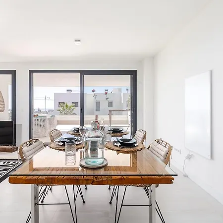 Fresh 2 Bedroom Apt Olas By Beach! Rdr286 * Estepona